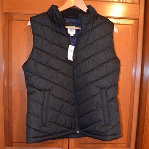 Black puffy vest